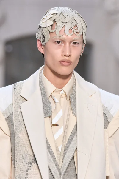 Look 85